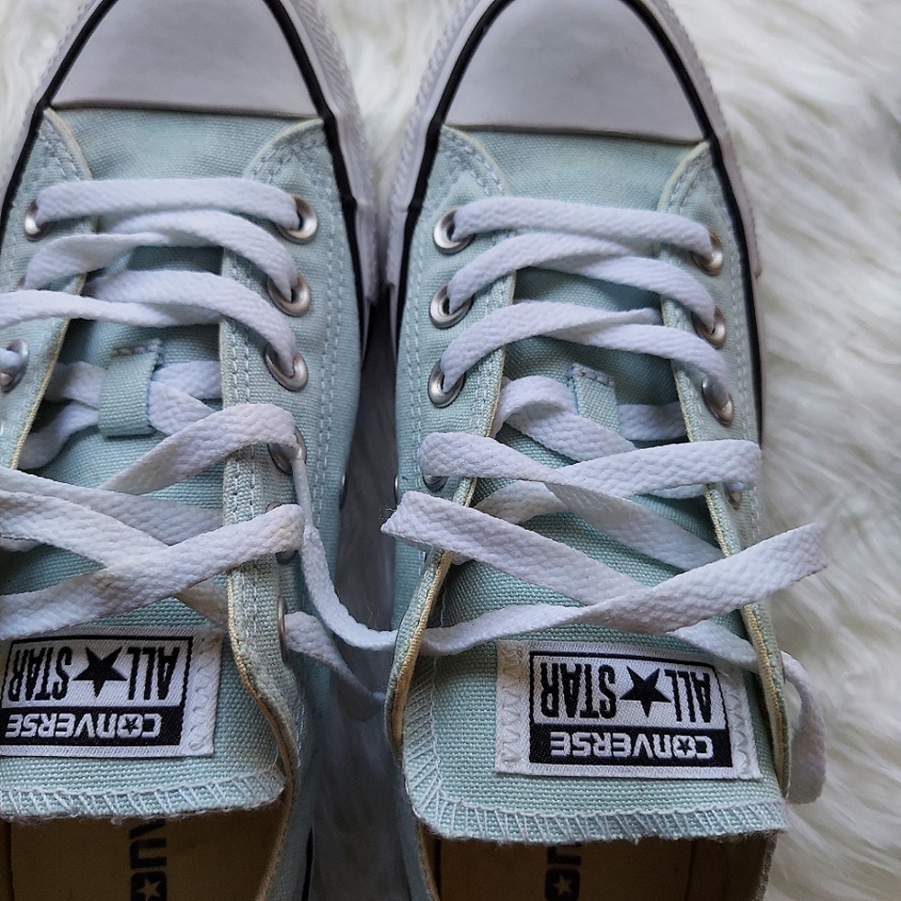Converse mint green